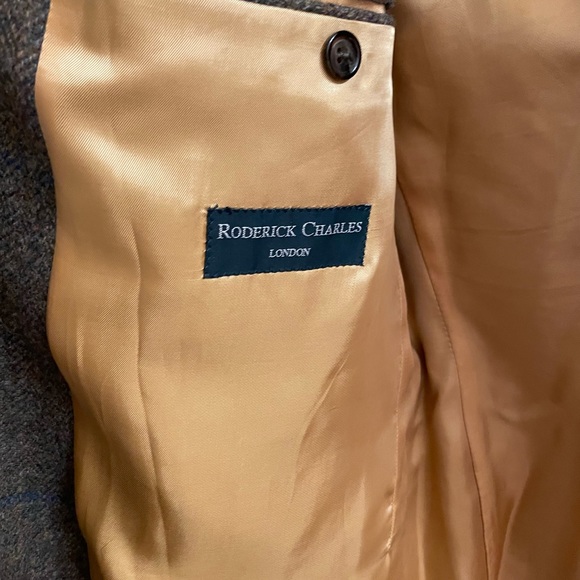 Robert Charles English Tweed overcoat - Picture 3 of 10